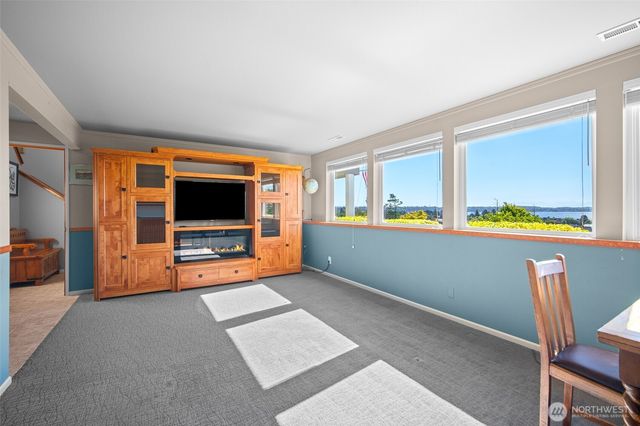 8037 Chinook Way, Blaine, WA 98230