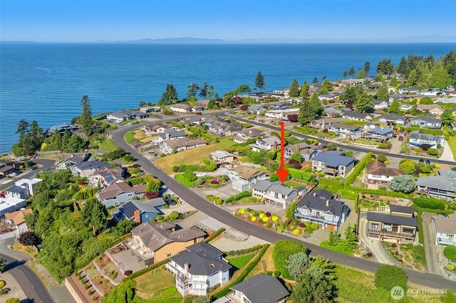 8037 Chinook Way, Blaine, WA 98230