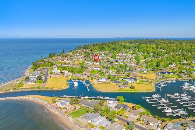 8037 Chinook Way, Blaine, WA 98230