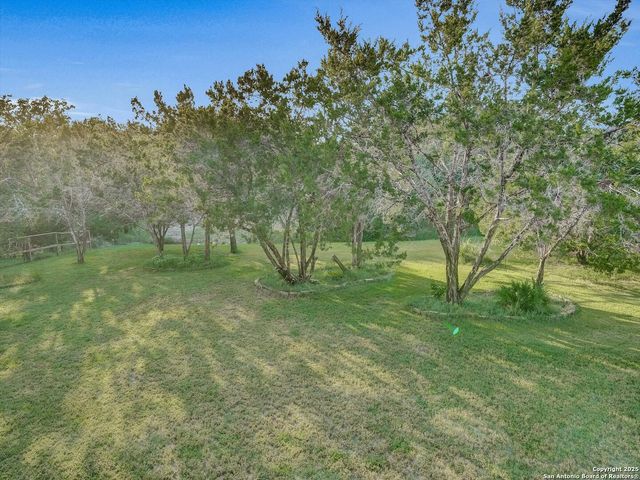 25603 Singing Rain, San Antonio, TX 78260