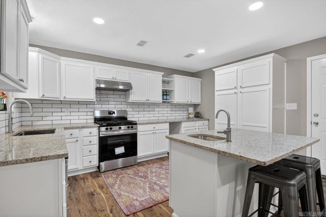 1809 Saratoga, North Little Rock, AR 72116