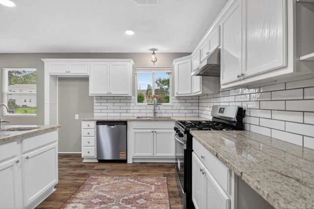 1809 Saratoga, North Little Rock, AR 72116