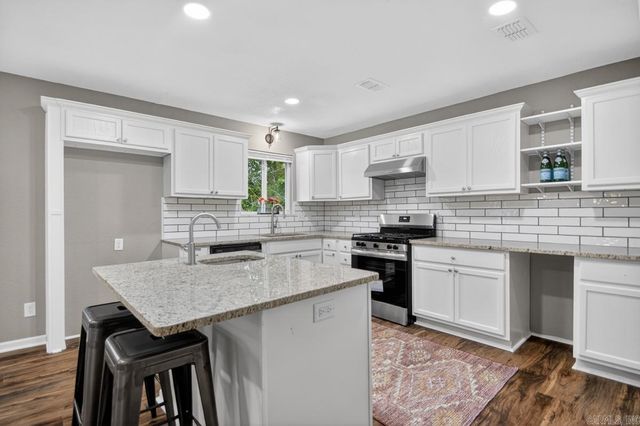 1809 Saratoga, North Little Rock, AR 72116
