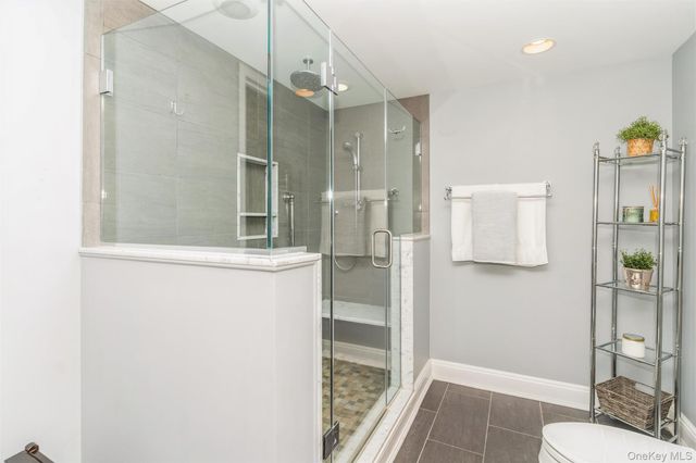 111 Cherry Valley Avenue 707, Garden City, NY 11530