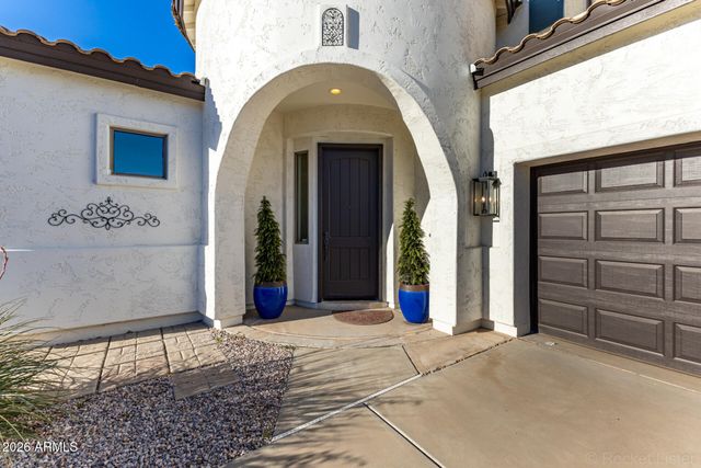6251 S MOCCASIN Trail, Gilbert, AZ 85298