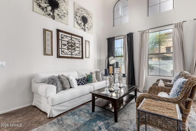 6251 S MOCCASIN Trail, Gilbert, AZ 85298