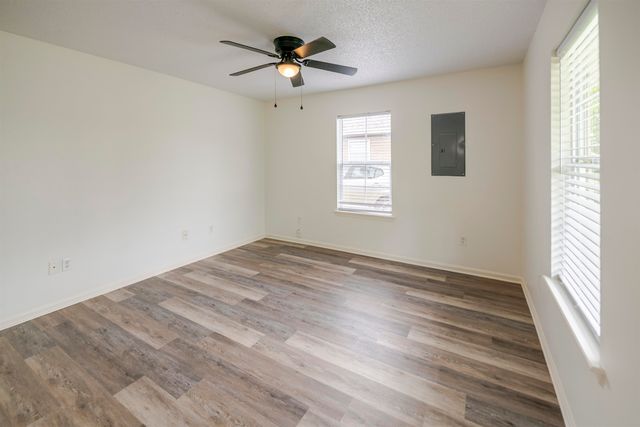 261 Bon Jovi Boulevard, Gray, LA 70359