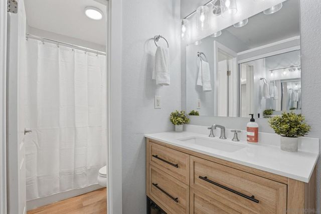 6333 Mount Ada Rd 159, San Diego, CA 92111