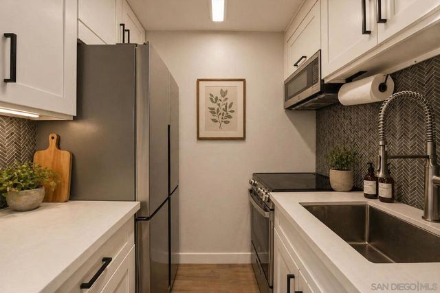 6333 Mount Ada Rd 159, San Diego, CA 92111