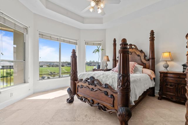 18984 Harbor Side Boulevard, Montgomery, TX 77356
