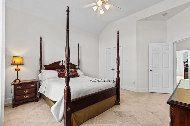 18984 Harbor Side Boulevard, Montgomery, TX 77356