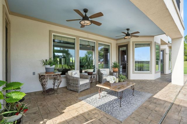 18984 Harbor Side Boulevard, Montgomery, TX 77356