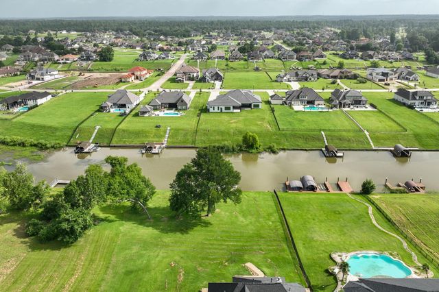 18984 Harbor Side Boulevard, Montgomery, TX 77356