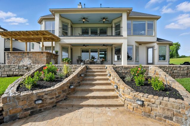 18984 Harbor Side Boulevard, Montgomery, TX 77356