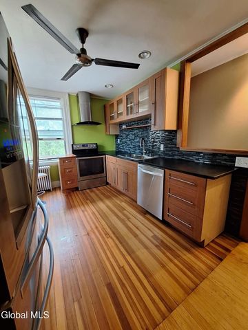 1072 University Place, Schenectady, NY 12308