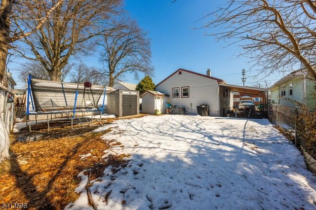 925 Essex Ave, Linden City, NJ 07036