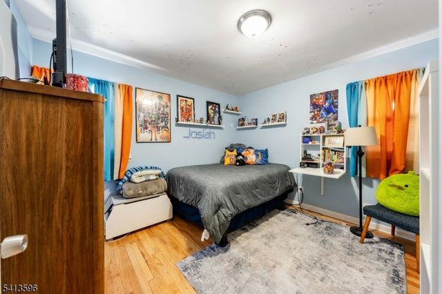 925 Essex Ave, Linden City, NJ 07036