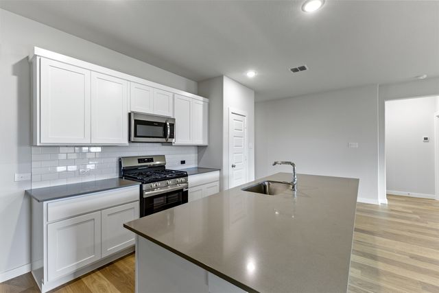 905 Honeydew Lane, Mckinney, TX 75071