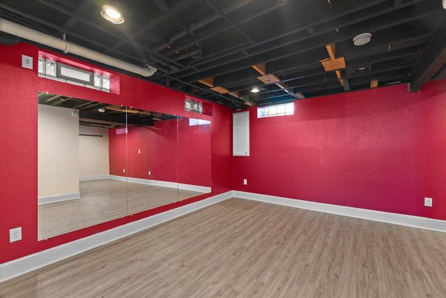 3229 N 90th STREET, Milwaukee, WI 53222