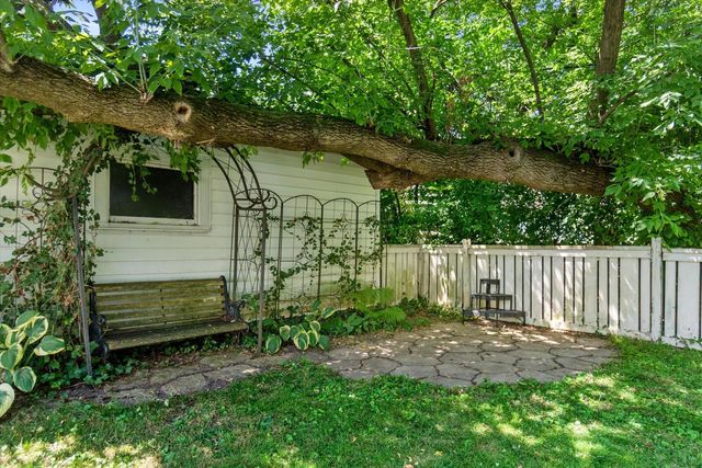3229 N 90th STREET, Milwaukee, WI 53222