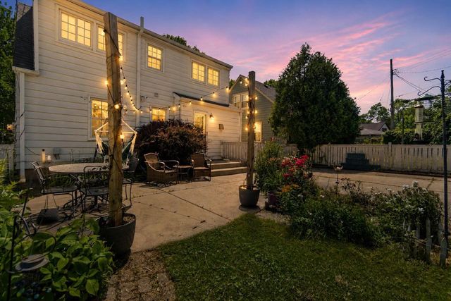 3229 N 90th STREET, Milwaukee, WI 53222