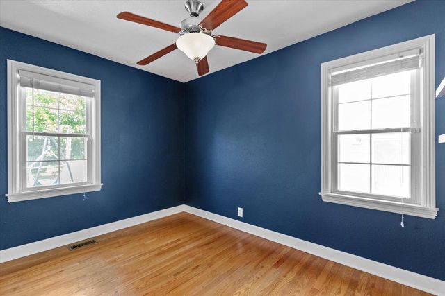 3229 N 90th STREET, Milwaukee, WI 53222