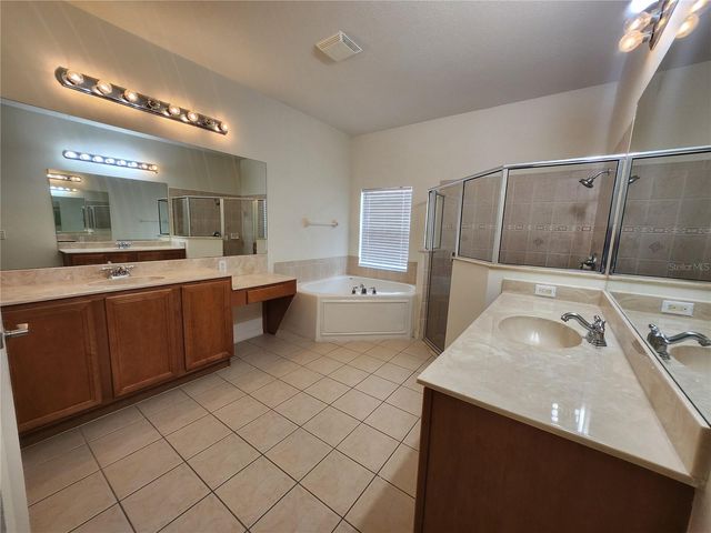9344 MANDRAKE COURT, Tampa, FL 33647