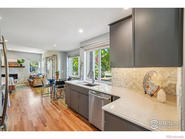 8009 James Court, Niwot, CO 80503