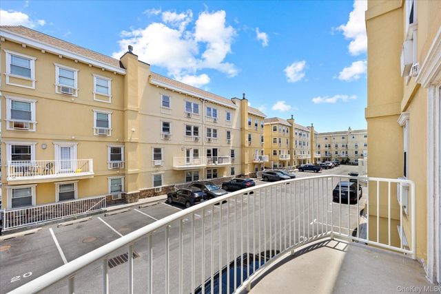 188 Beach 101st Street 1B, Rockaway Park, NY 11694