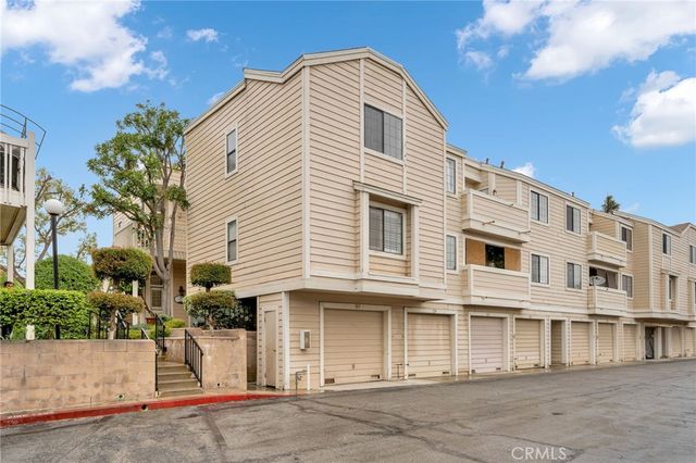 4900 N Grand Avenue 306, Covina, CA 91724