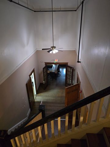 425 S Main St., Longview, TX 75601