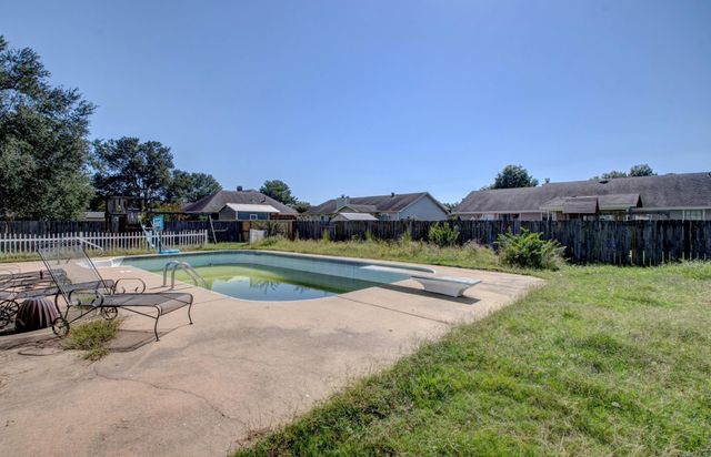 1909 Madden, Jacksonville, AR 72076