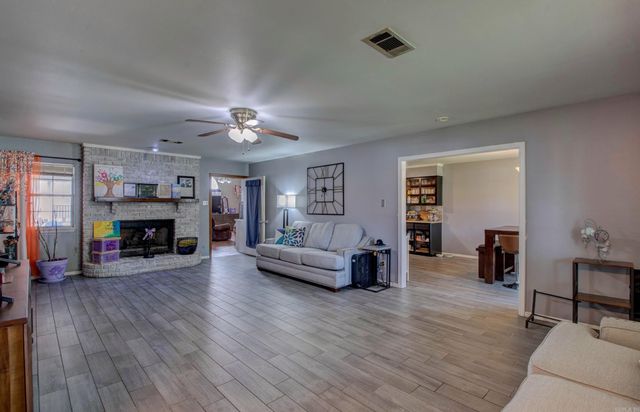 1909 Madden, Jacksonville, AR 72076