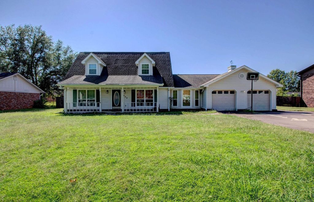 1909 Madden, Jacksonville, AR 72076