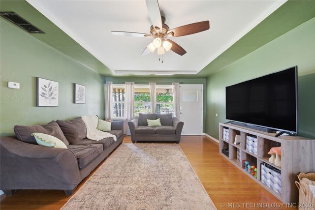 1522 Colorado Avenue, Bartlesville, OK 74003
