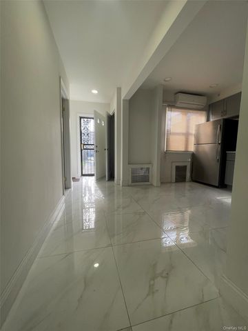 7679 172nd Street, Fresh Meadows, NY 11366