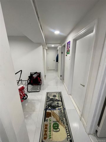 7679 172nd Street, Fresh Meadows, NY 11366