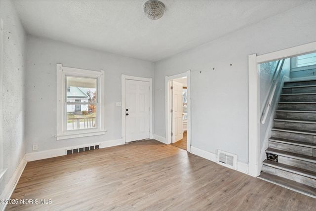 1004 Waverly Avenue, Toledo, OH 43607