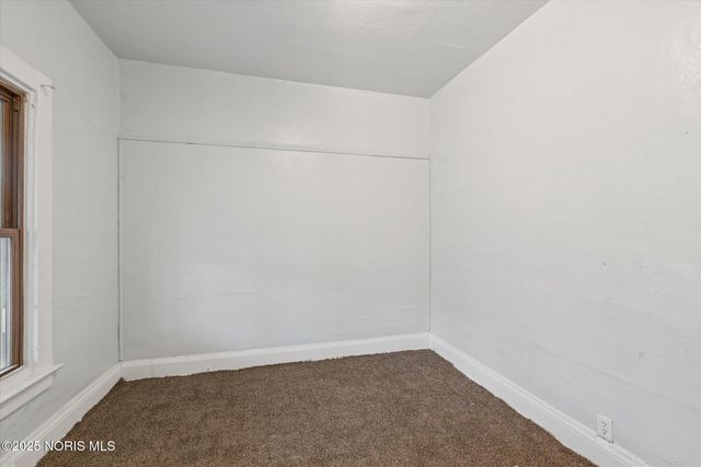 1004 Waverly Avenue, Toledo, OH 43607