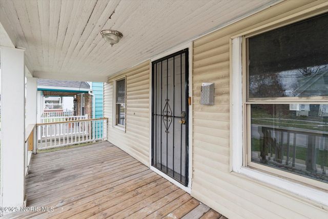 1004 Waverly Avenue, Toledo, OH 43607