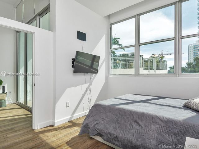 2200 NE 4th Ave 406, Miami, FL 33137