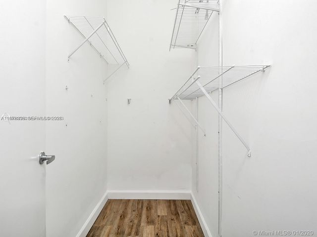 2200 NE 4th Ave 406, Miami, FL 33137