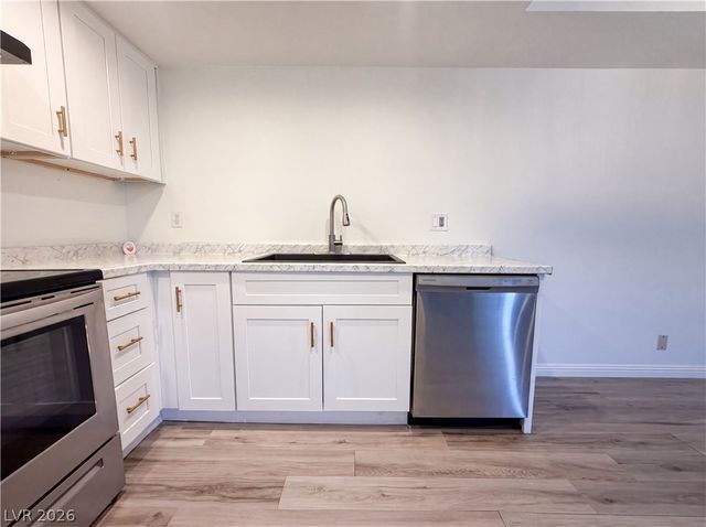 1701 East Katie Avenue 83, Las Vegas, NV 89119