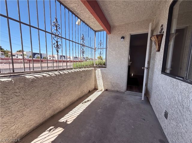 1701 East Katie Avenue 83, Las Vegas, NV 89119