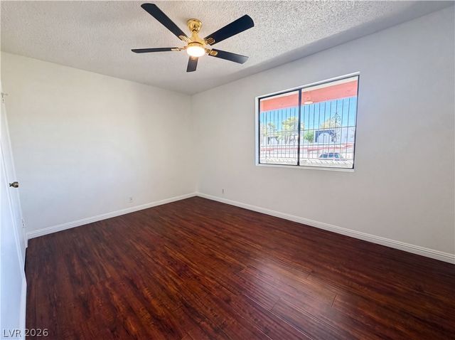 1701 East Katie Avenue 83, Las Vegas, NV 89119