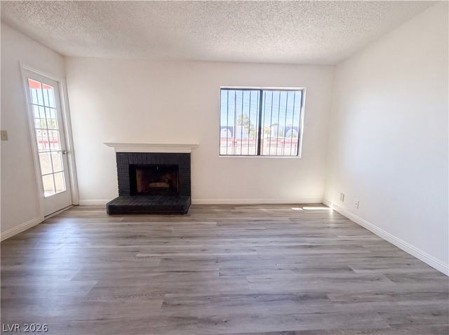 1701 East Katie Avenue 83, Las Vegas, NV 89119