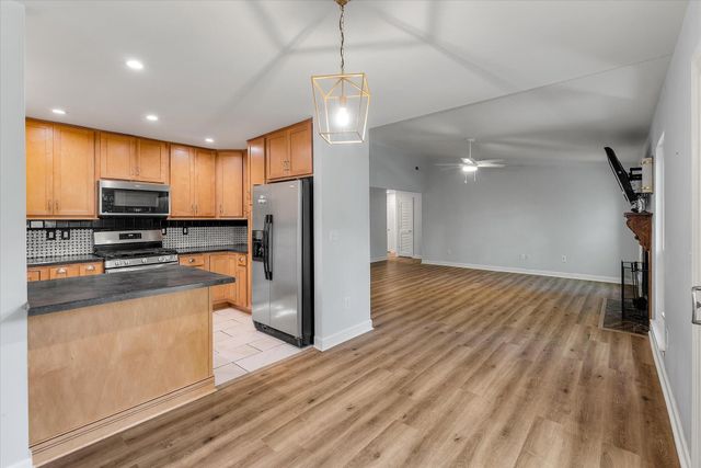 2108 Forest Lakes Boulevard, Charleston, SC 29414