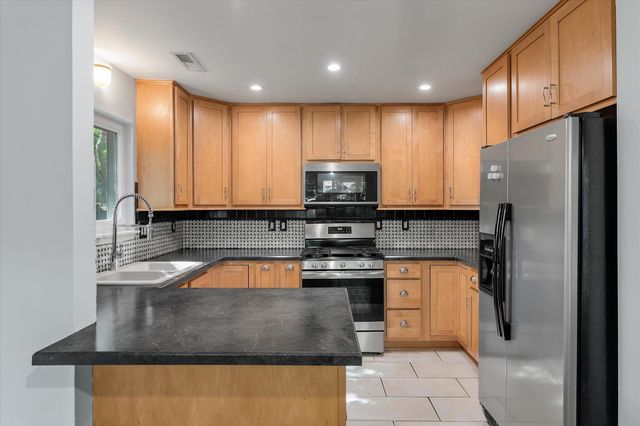 2108 Forest Lakes Boulevard, Charleston, SC 29414