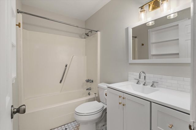 2108 Forest Lakes Boulevard, Charleston, SC 29414