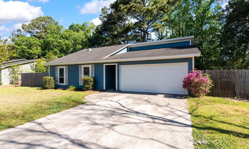 2108 Forest Lakes Boulevard, Charleston, SC 29414